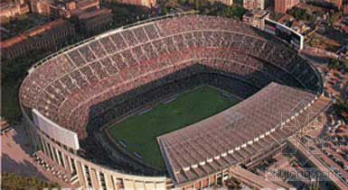 英国著名建筑师福斯特资料下载-福斯特事务所改造巴塞罗那著名的Nou Camp足球场