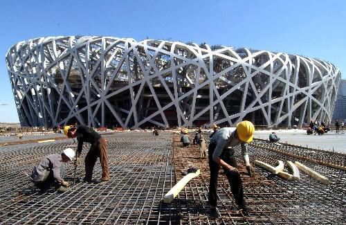 李兴钢资料下载-“鸟巢”总设计师反驳“钢结构外罩不实用”质疑
