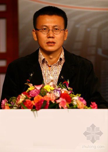 北京国家体育场鸟巢设计师资料下载-鸟巢设计师李兴钢:遗憾无缘亲手设计队徽队旗