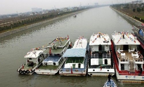 常州市新北区新龙资料下载-京杭运河常州段南移改线工程竣工通航