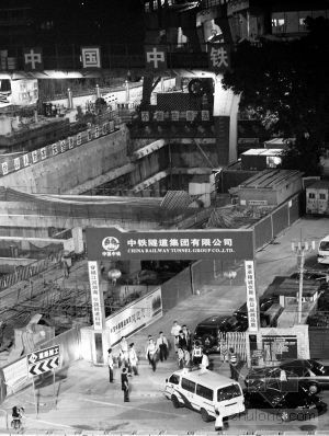 地铁六号线疑作业不慎 东湖工地发生爆炸_2 地铁六号线疑作业不慎 东湖工地发生爆炸_2