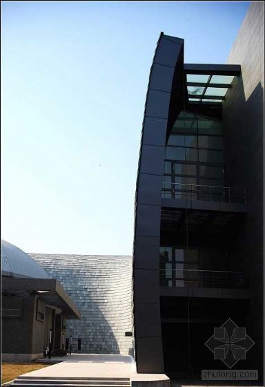 矶崎新建筑作品资料下载-矶崎新设计的美术馆将于2008年6月投入使用（一）