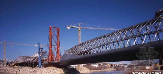 米兰世博会卡尔塔馆资料下载-Zaha Hadid：萨拉戈萨2008年世博会桥梁设计（二）