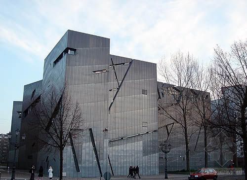 柏林犹太人博物馆分析资料下载-里伯斯金扩建柏林犹太博物馆