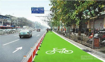 公路彩色标线资料下载-武汉将投资5千余万建112条彩色自行车道