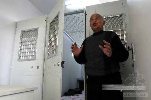 北京老人公寓资料下载-七旬老人自建“胶囊”公寓为年轻人解决住房