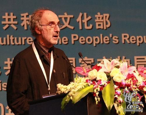 城市更新与历史保护图纸资料下载-法国建筑设计大师保罗・安德勒：现代建筑与历史城市保护