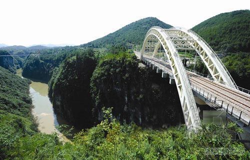 重庆峡口隧道资料下载-“最难修铁路”宜万线贯通 百年前詹天佑主持开建