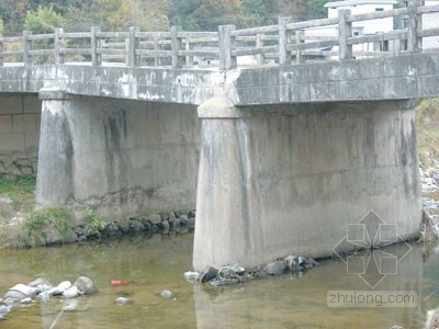危桥突然塌陷资料下载-安徽歙县一座大桥下沉仍在通车
