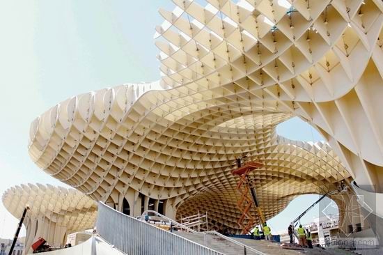 室外阳伞su资料下载-j. mayer h. architects: “都市阳伞metropol parasol”项目建设完工