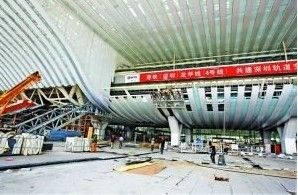 高铁场站施工资料下载-广深港高铁初定8月8日开通 单程仅25分钟