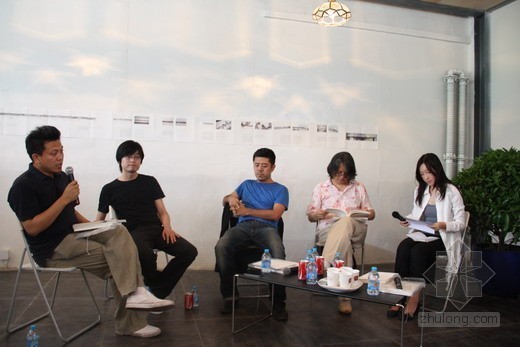 马岩松资料下载-范凌对话王辉、马岩松并举办个展