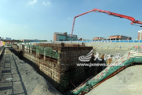 主体封顶ppt资料下载-南昌地铁1号线蛟桥站主体封顶顺利完成