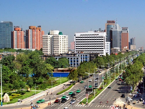 [分享]石家庄中华大街"蜕变"成高标准景观大道