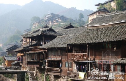 [分享]西江苗族穿斗式歇山顶结构木质吊脚楼