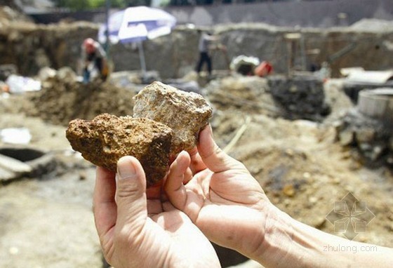 宜昌一工地挖出金矿石 国土局表示不能私采-岩土工程新闻-筑龙岩土工程论坛