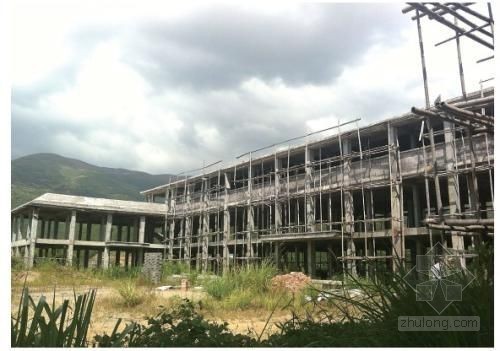 科帕托新办事处资料下载-温州一个敬老院开工4年至今未建成 成烂尾楼