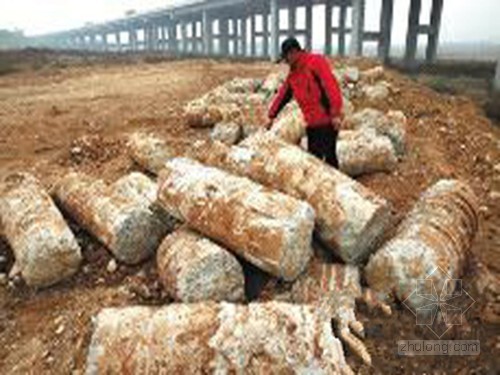 西安工业产业园资料下载-“豆腐渣”再现 地基少用2成混凝土