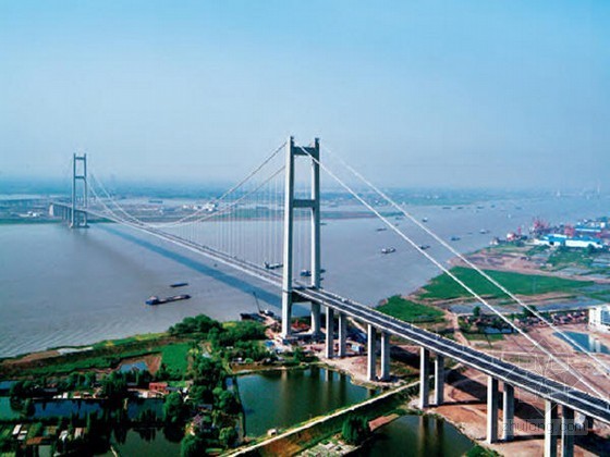 海印大桥项目建议书资料下载-泰州大桥获英国“卓越结构工程大奖”