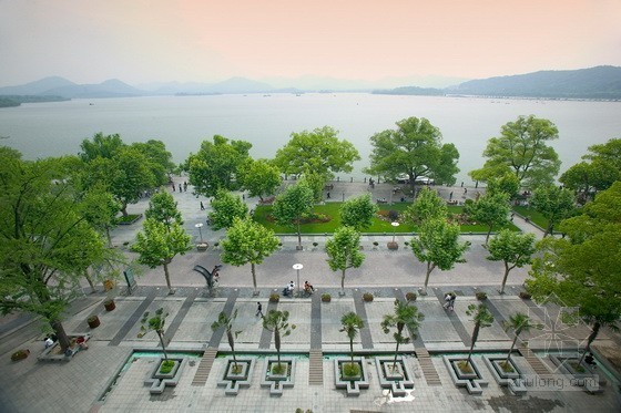 杭州西湖国际景观资料下载-重新连接城市与西湖　SWA设计的杭州湖滨