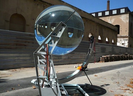 太阳能发电塔cad资料下载-“水晶球”太阳能发电塔 可穿越清洁环保时代