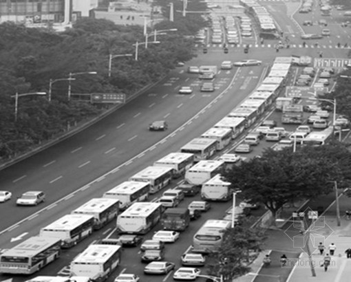 公交站可行性研究站资料下载-广州BRT造价为公交专道87倍 车速相差不大遭质疑