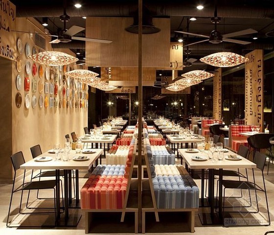 东南亚风情小资料下载-马德里风情新颖独特的LAH!餐厅设计