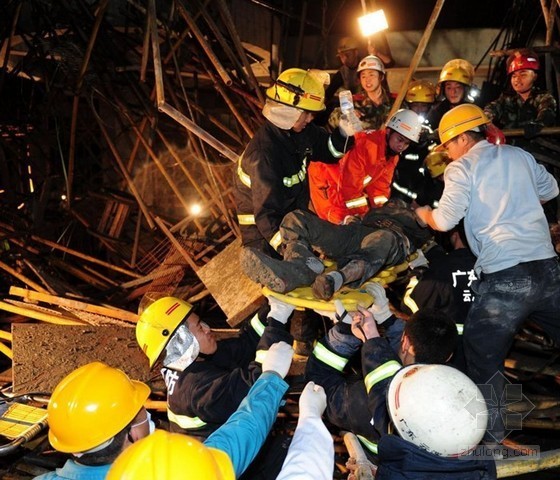 广东工地全套资料下载-广东一在建工地发生坍塌 致2人死亡多人受伤