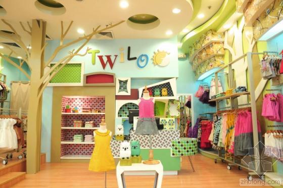 儿童专卖店图纸资料下载-六一致童年 清新Twilo儿童服装专卖店