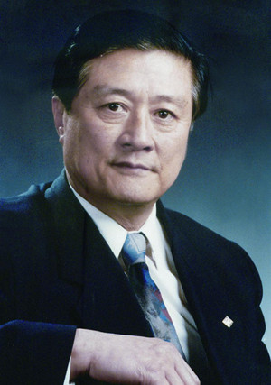 己之所欲倍施于人资料下载-《筑龙有约》吴德绳校园传播正能量 己之所