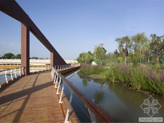 河滨园林景观资料下载-毕路德设计的银川艾伊河滨水景观公园入围2014世界建筑节