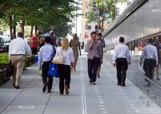 城市街景SU模型资料下载-华盛顿城市新街景 设立“禁用手机”通道