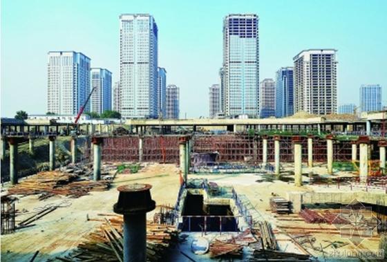 地铁站地下商业资料下载-武汉规模最大的地铁站“王家墩中心站”土建年底完工