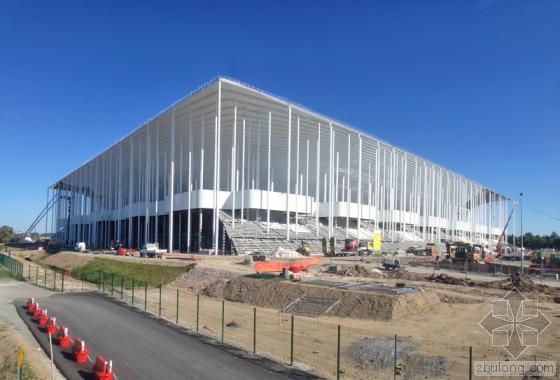 赫尔佐格和德梅隆模型资料下载-赫尔佐格和德梅隆建筑事务所设计的波尔多体育馆