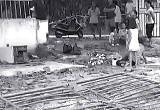 园建工程监理总结资料下载-海南幼儿园校门倒塌2名孩童死亡 官民说法存争议