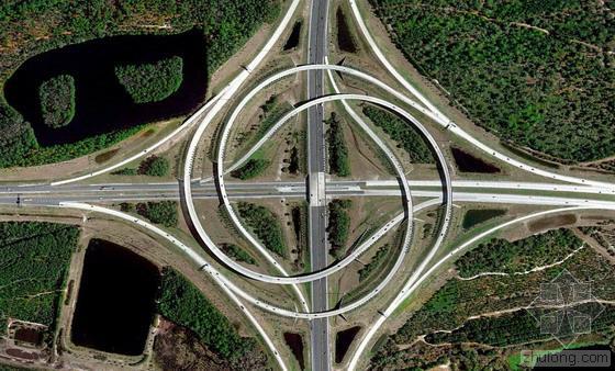 俯瞰世界 卫星图像展示地球神奇景观-美国佛罗里达州杰克逊维尔的涡轮形互通式立体交叉桥