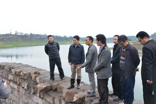 中华人民共和国水污染防治法资料下载-全国人大常委会将在全国开展水污染防治法执法检查