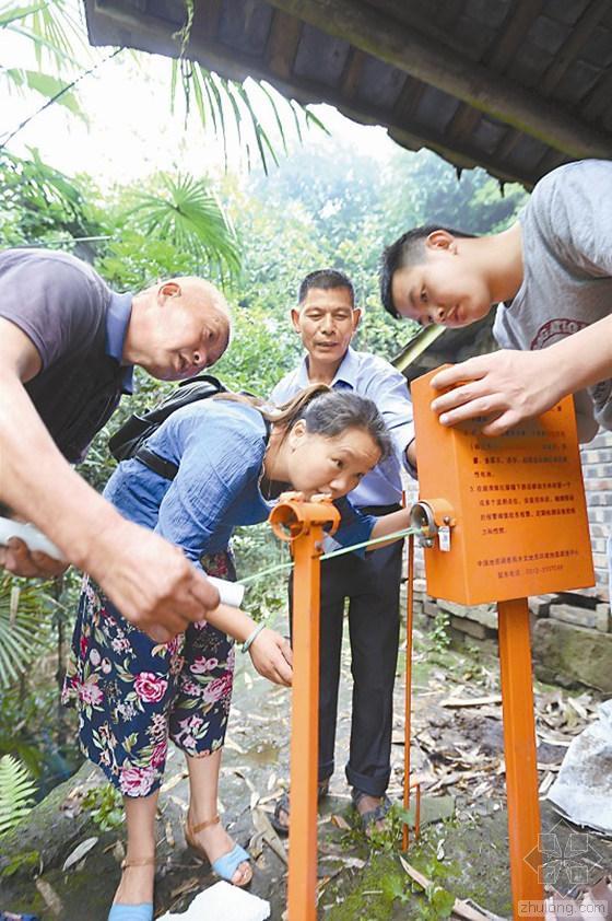 地灾监测点资料下载-滑坡点裂缝有变化 监测仪第一时间报警