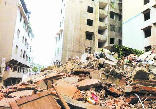 台湾桥梁坍塌资料下载-“未老先衰”，建筑遭遇报复期