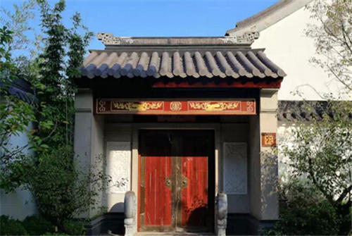 中式装潢别墅资料下载-“中国第一豪宅”遭吐槽  外中内洋被指暴发户