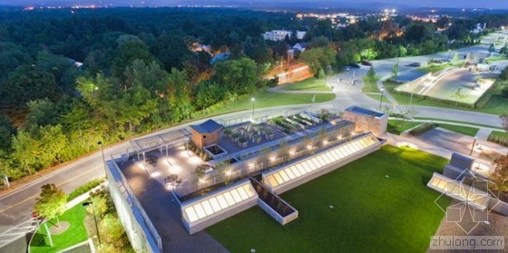 优秀大学校园广场设计资料下载-美国佛蒙特大学医药中心的屋顶花园设计