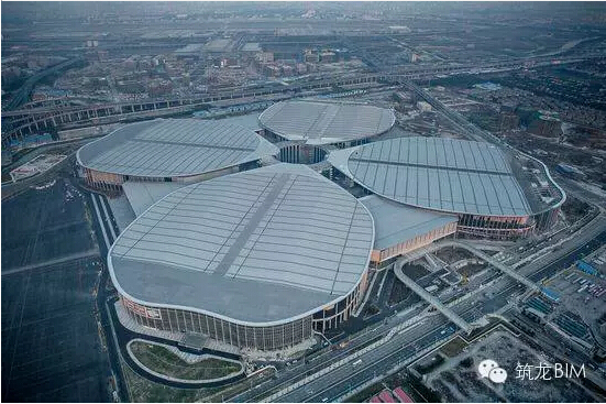 国家会展中心效果图资料下载-BIM应用于世界最大展馆施工建设
—上海国家会展中心“四叶草”