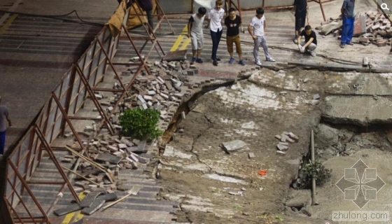 施工方报告资料下载-东莞沃尔玛广场发生塌陷 施工方称曾有预料