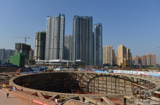 超高层主体结构方案资料下载-“中国西部第一高楼”启动主体结构施工