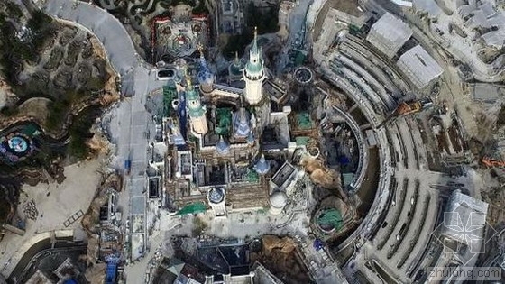 全球主题乐园建筑资料下载-上海迪士尼即将迎客 江苏“血拼”上马主题乐园