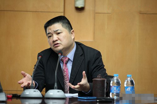 全国政协委员,泰禾集团董事长黄其森接受媒体采访