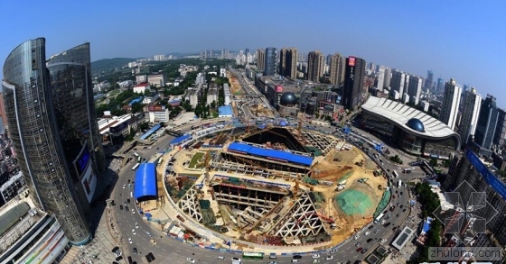 武汉汉正街核心区地下资料下载-亚洲最大地下综合体武汉光谷广场爆破拆除临时结构