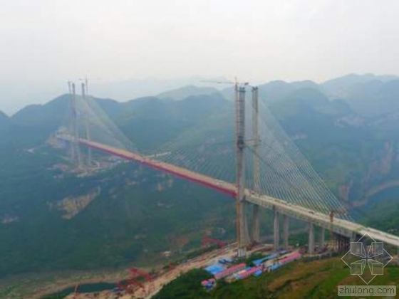 高速公路钢桁梁桥设计资料下载-世界最大跨径钢桁梁斜拉桥“鸭池河大桥”成功合龙