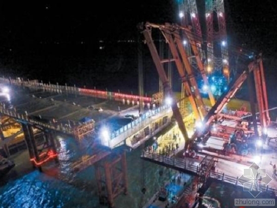 港珠澳大桥钢塔吊装资料下载-四年了！港珠澳大桥主桥全线合龙