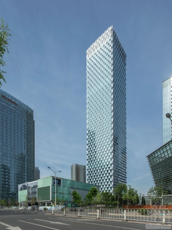 超高钢结构吊装方案资料下载-BIM技术助力北京绿地中心超高钢结构封顶